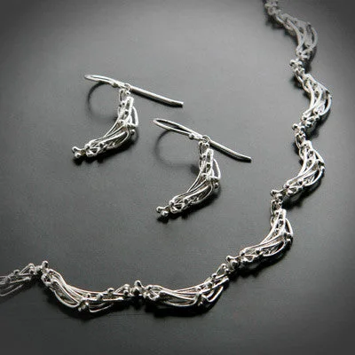 Fine chain silver links necklace