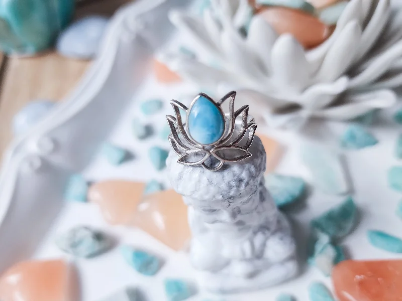 Lotus Ring || Larimar