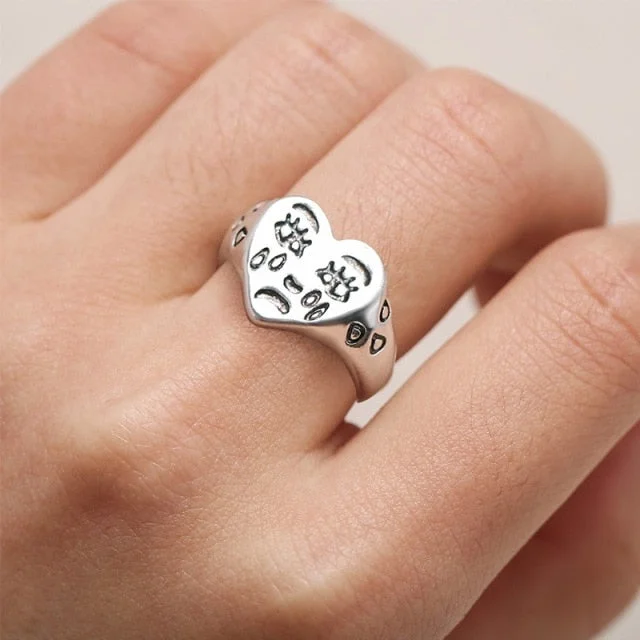 Punk Gothic Heart Ring Set for Women Black Dice Vintage Spades Ace Silver Plated Retro Rhinestone Charm Billiards Finger Jewelry